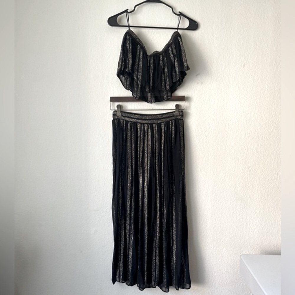 FREE PEOPLE “Carmen Lurex” Metallic Stripe Set in “Black/Gold” Print - Picture 3 of 15